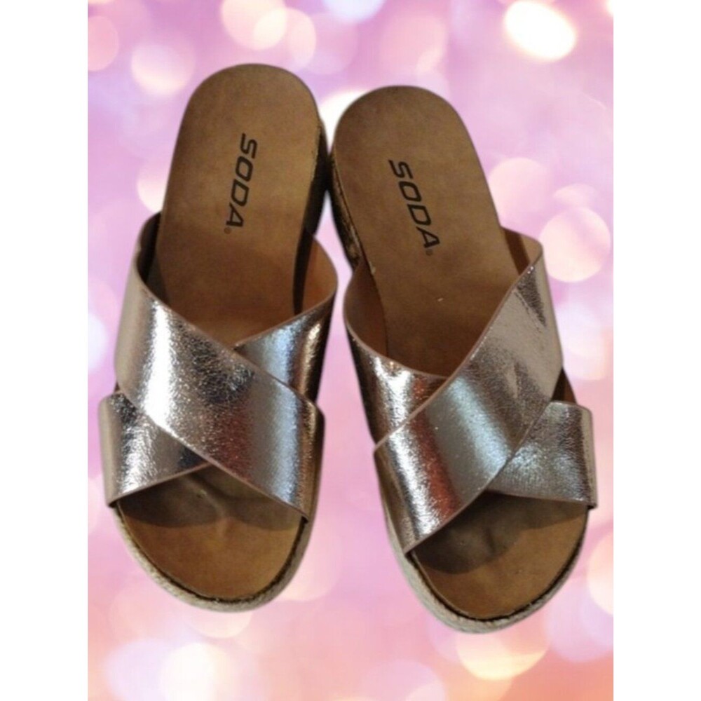 New Without Tags Soda Metallic Pink Cross-Band Slide Sandals Size 6.5